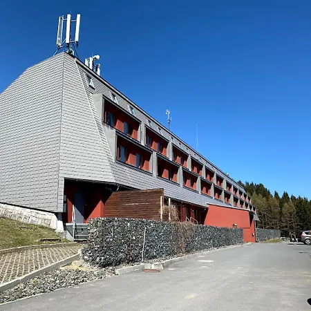 Stratos Ostruzna