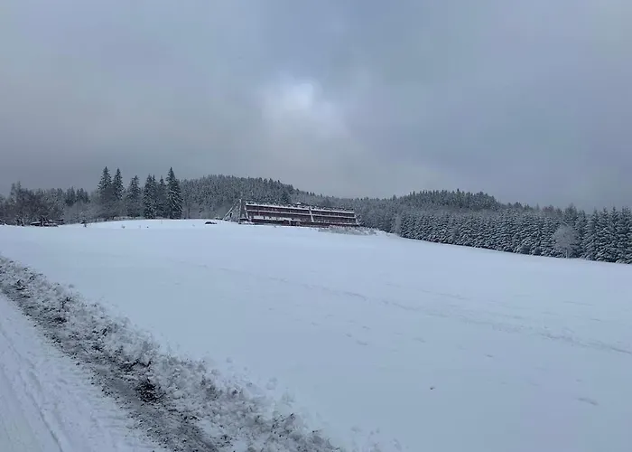 Stratos Ostružná